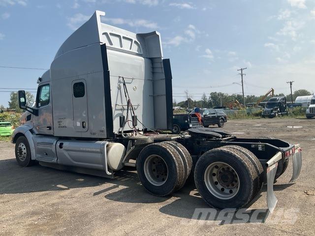 Peterbilt 579 Naudoti vilkikai