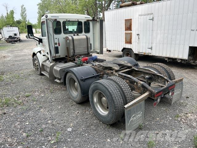 Peterbilt 579 Naudoti vilkikai