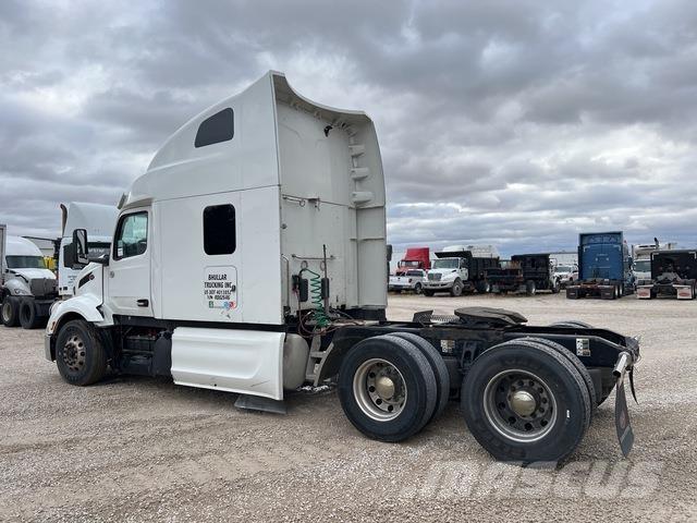 Peterbilt 579 Naudoti vilkikai