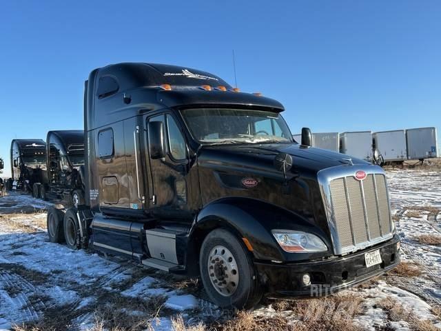 Peterbilt 587 Naudoti vilkikai