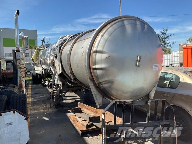 Polar  Cisternos - priekabos