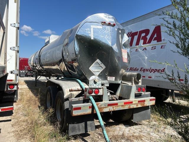 Polar  Cisternos - priekabos