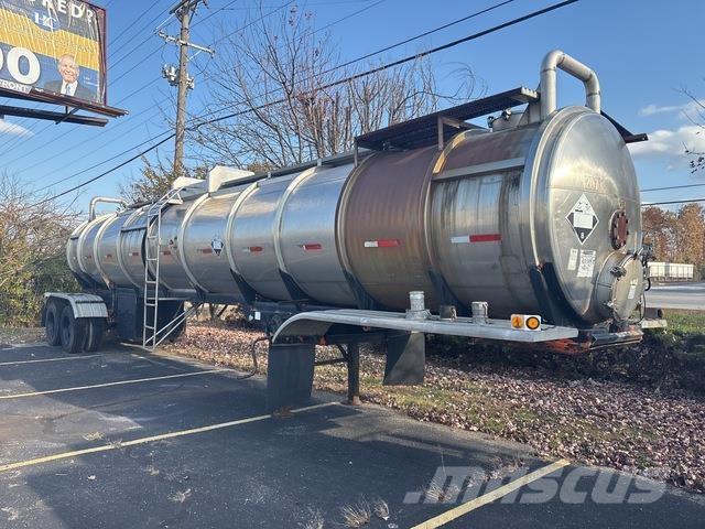 Polar  Cisternos - priekabos