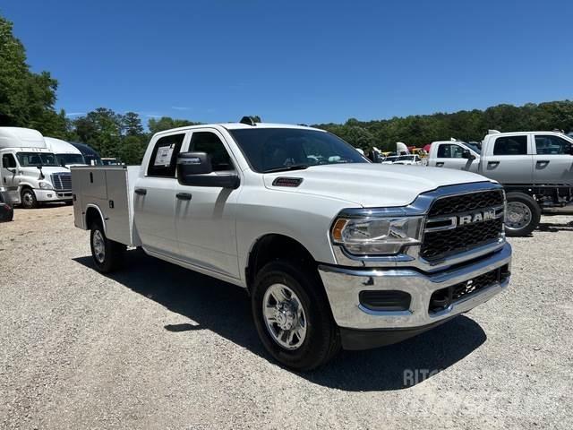 RAM 2500 Pikapai / Bortiniai sunkvežimiai