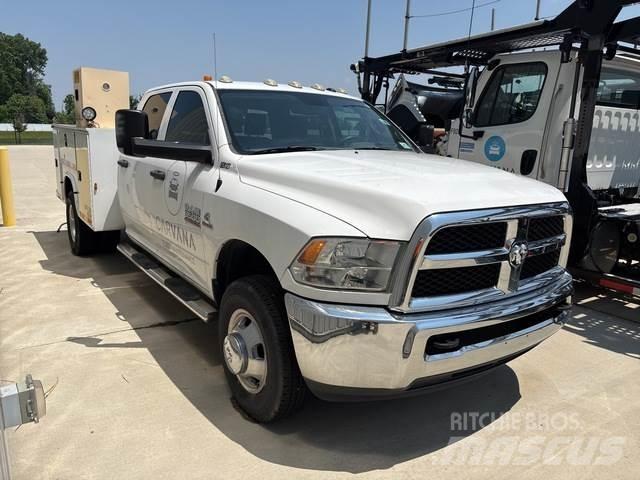 RAM 3500 Pikapai / Bortiniai sunkvežimiai