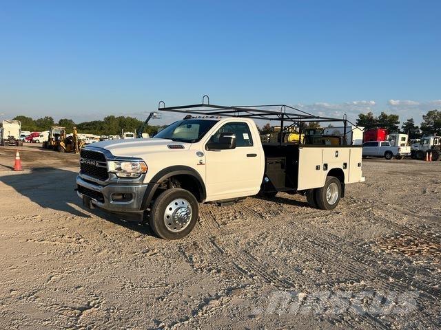 RAM 4500 Pikapai / Bortiniai sunkvežimiai