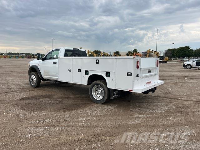 RAM 4500 Pikapai / Bortiniai sunkvežimiai