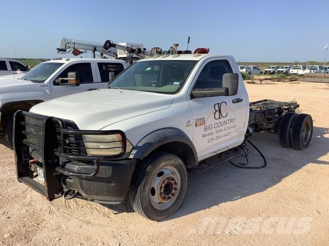 RAM 5500HD Kabinos ir salonai