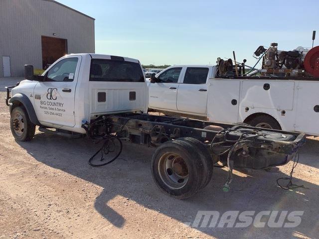 RAM 5500HD Kabinos ir salonai