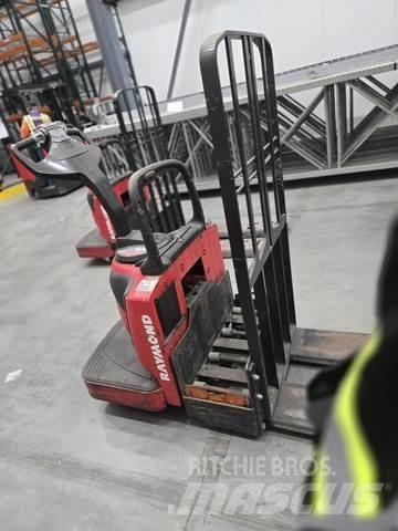 Raymond 8410 Rankiniai hidrauliniai vėžimėliai