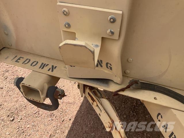  Raytheon M1101 Kitos priekabos