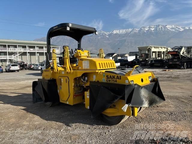 Sakai GW745 Pneumo volai