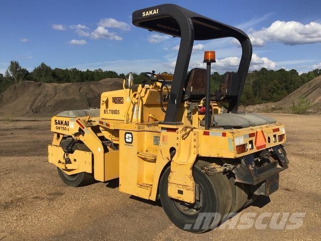 Sakai GW750-2 Pneumo volai