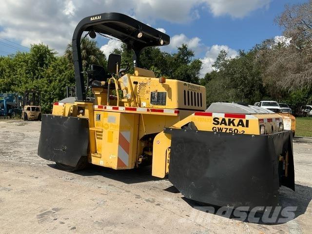 Sakai GW750-2 Pneumo volai