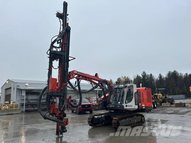 Sandvik DX800 Žemės paviršiaus gręžimo technika