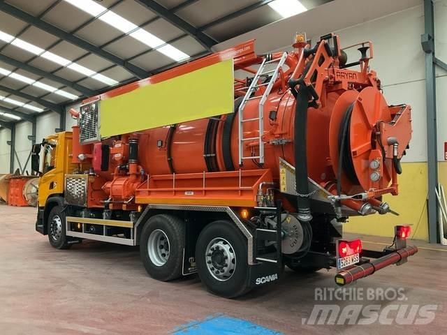 Scania P410 Statyba - Kita