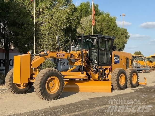 SEM 922F Greideriai