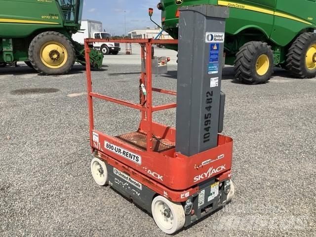 SkyJack SJ12 Vertikalūs stiebiniai keltuvai