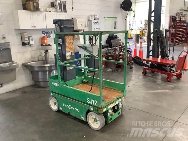 SkyJack SJ12 Vertikalūs stiebiniai keltuvai