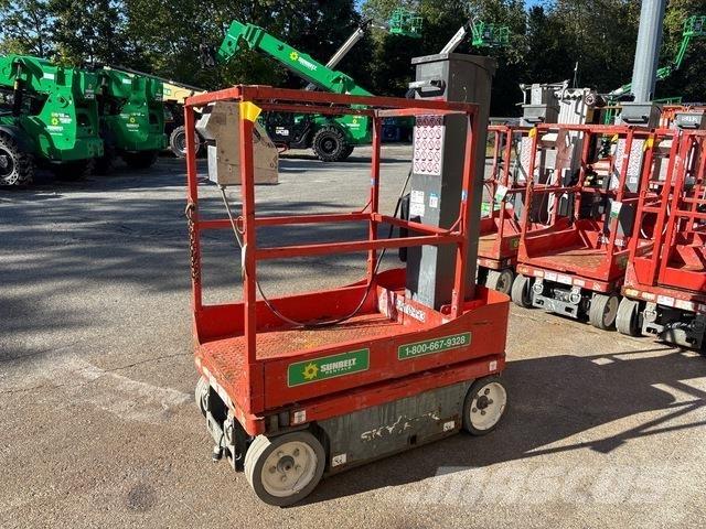 SkyJack SJ12 Vertikalūs stiebiniai keltuvai