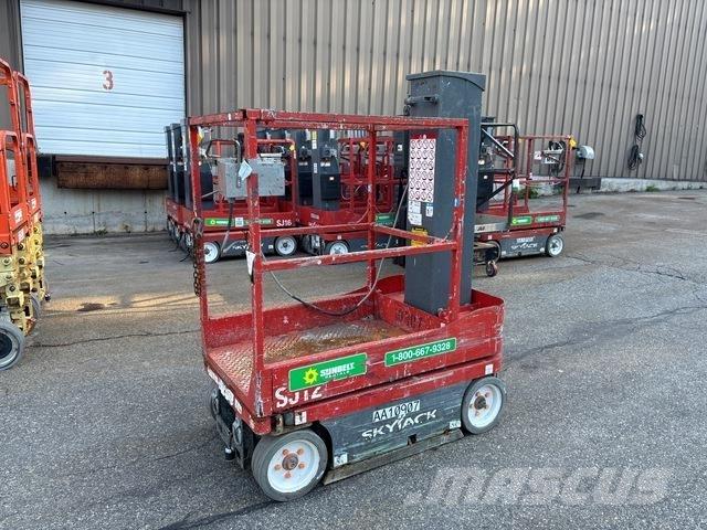 SkyJack SJ12 Vertikalūs stiebiniai keltuvai