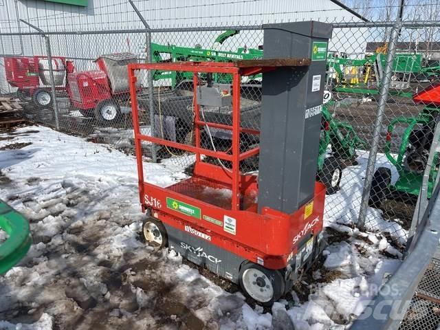 SkyJack SJ16 Vertikalūs stiebiniai keltuvai