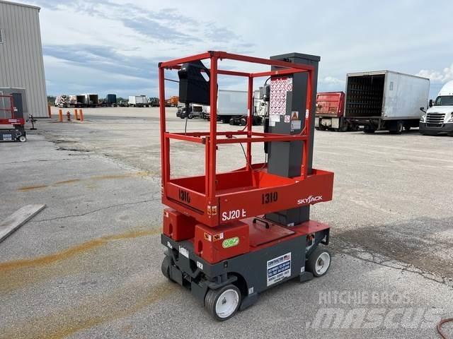 SkyJack SJ20E Vertikalūs stiebiniai keltuvai