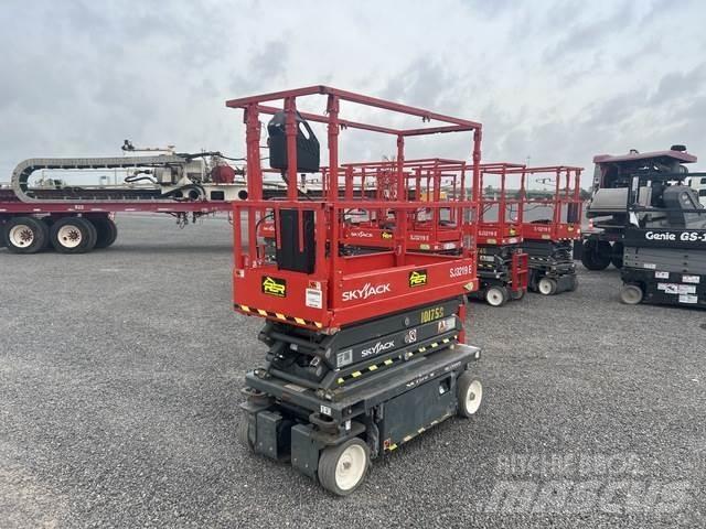 SkyJack SJ3219 Žirkliniai keltuvai