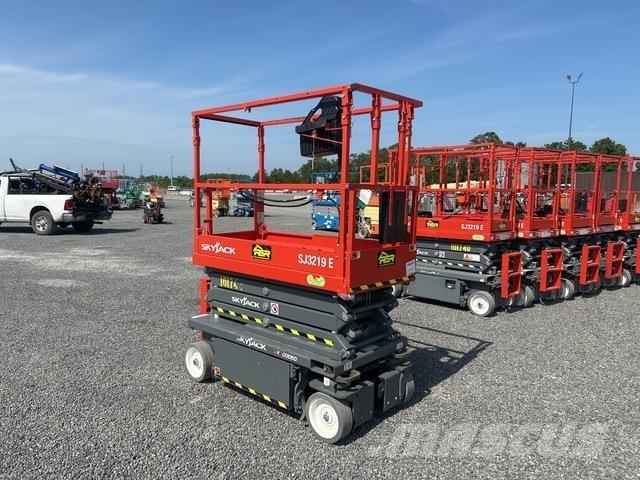 SkyJack SJ3219 Žirkliniai keltuvai