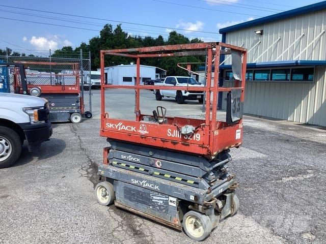 SkyJack SJ3219 Žirkliniai keltuvai