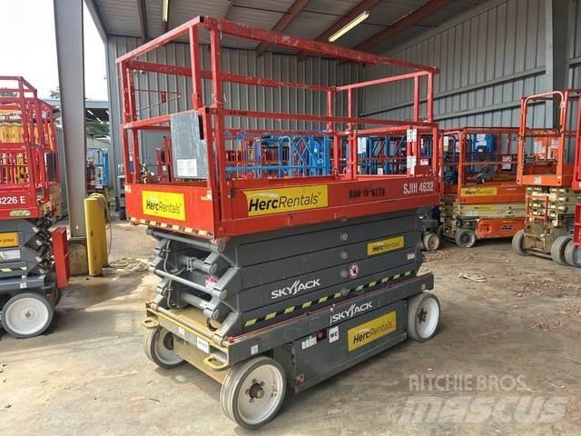 SkyJack SJ4632 Žirkliniai keltuvai