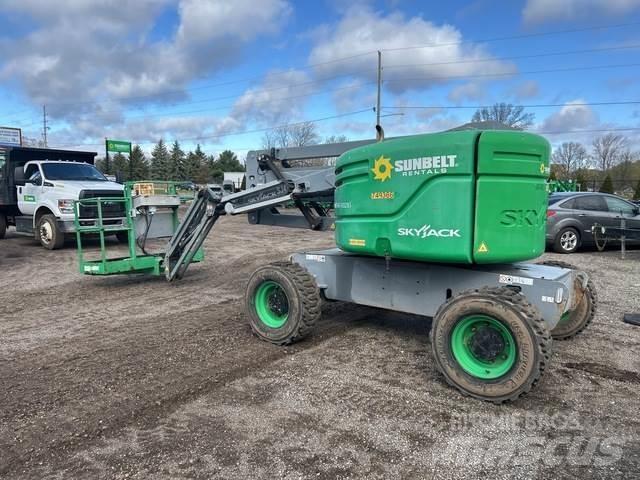 SkyJack SJ46AJ Alkūniniai keltuvai