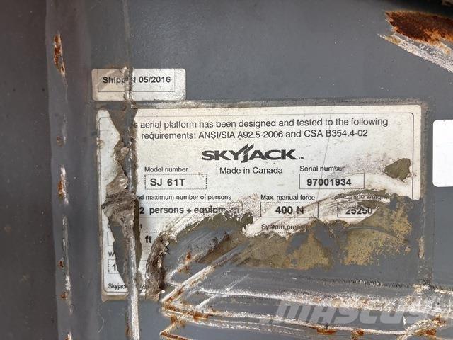 SkyJack SJ61T Teleskopiniai keltuvai