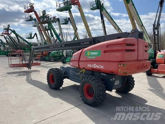 SkyJack SJ66T Statyba - Kita