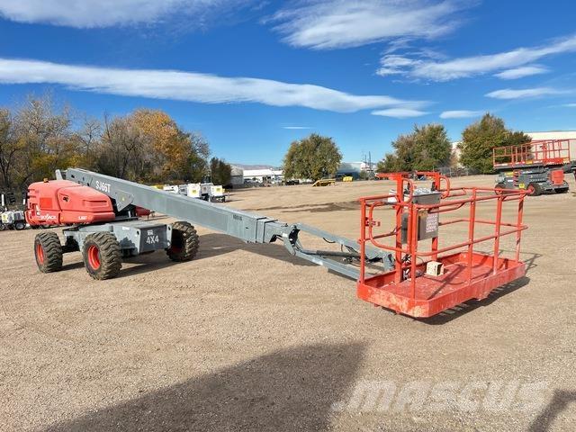 SkyJack SJ66T Teleskopiniai keltuvai