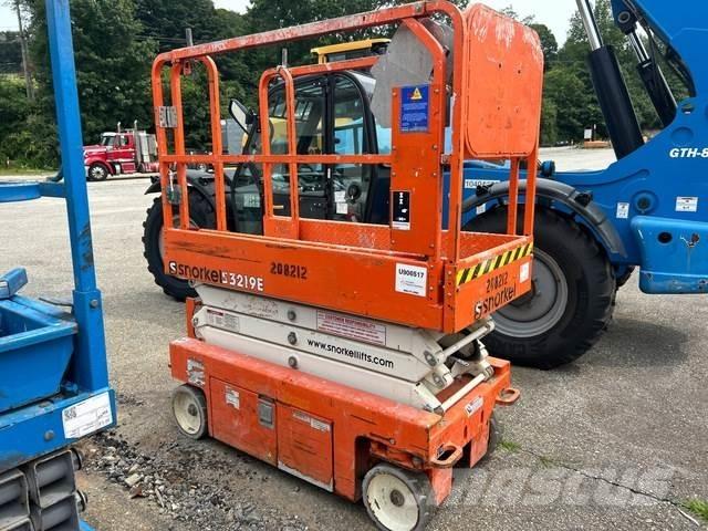 Snorkel S3219E Žirkliniai keltuvai