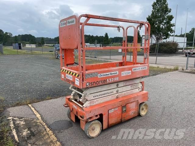 Snorkel S3219E Žirkliniai keltuvai