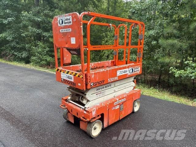 Snorkel S3219E Žirkliniai keltuvai