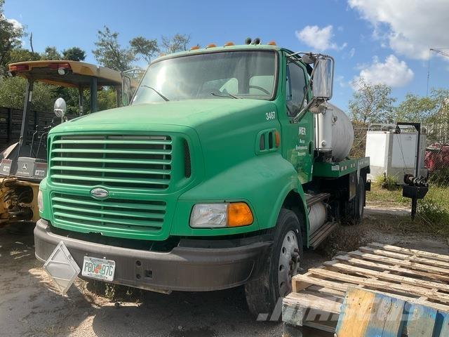 Sterling A9513 Kombinuotos paskirties / vakuuminiai sunkvežimiai