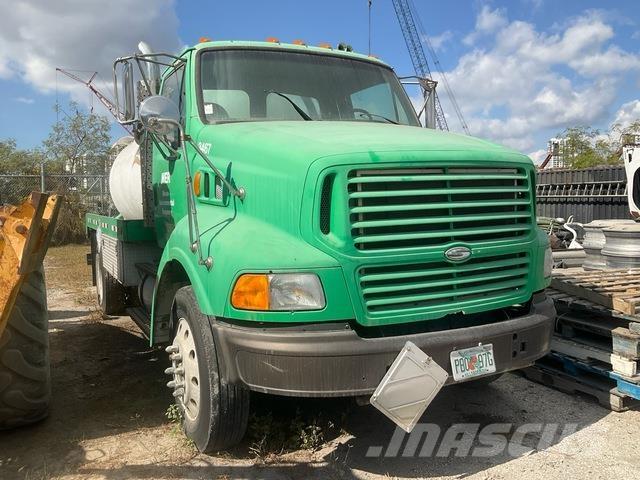 Sterling A9513 Kombinuotos paskirties / vakuuminiai sunkvežimiai