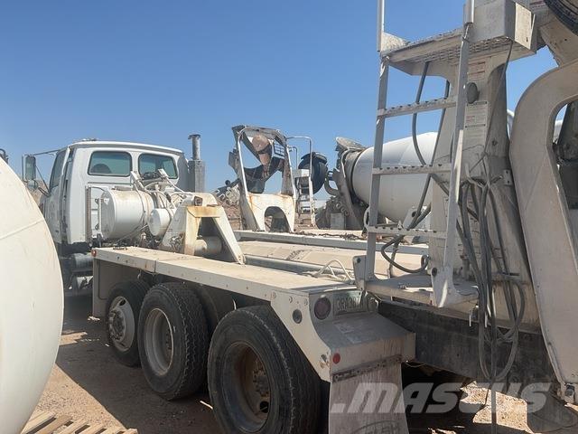 Sterling L9500 Kita