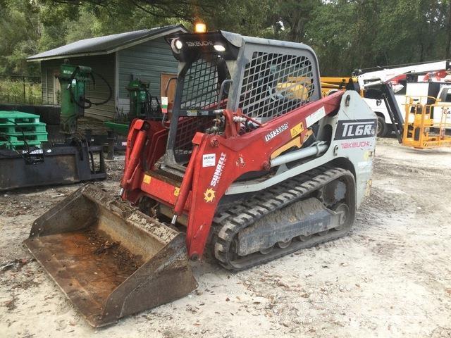 Takeuchi TL6R Krautuvai su šoniniu pasukimu