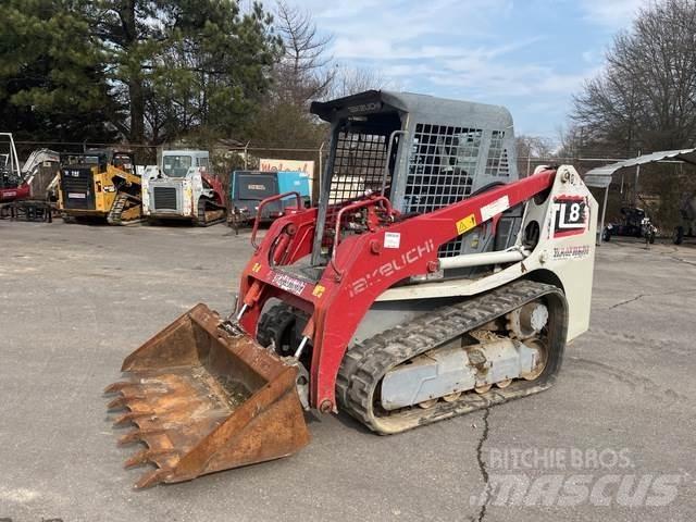 Takeuchi TL8 Krautuvai su šoniniu pasukimu