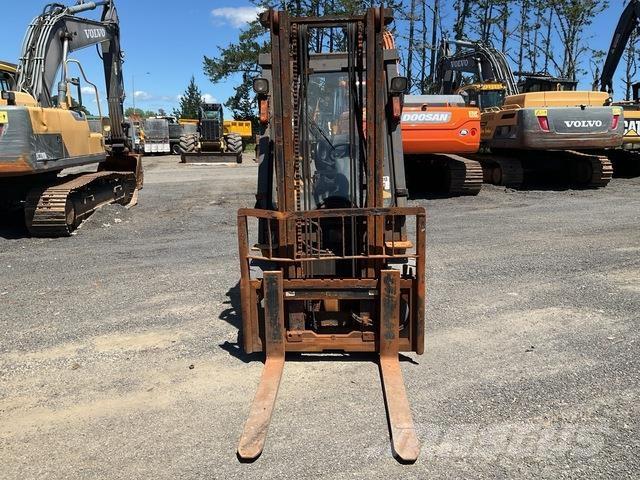 TCM FD30T4C Šakiniai krautuvai - Kita