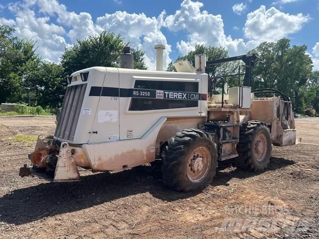 Terex RS 325B Gruntiniai volai