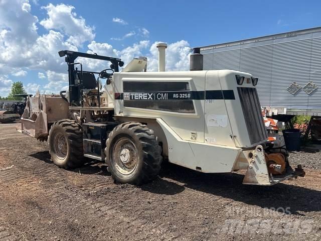 Terex RS 325B Gruntiniai volai
