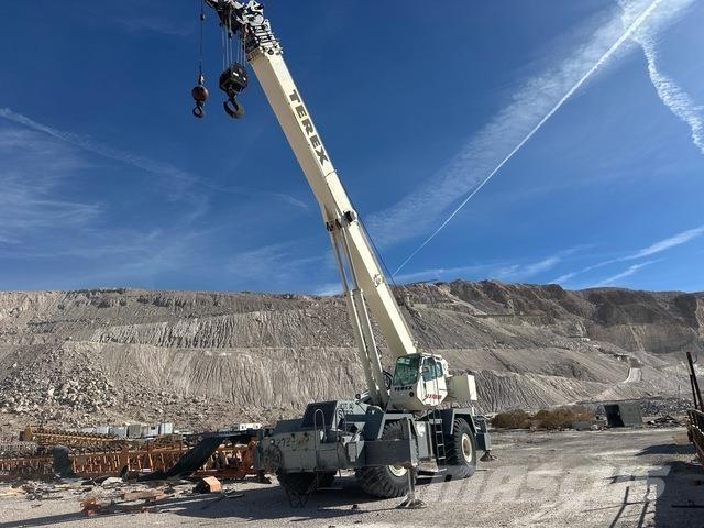 Terex RT175 Neapdoroto reljefo kranai