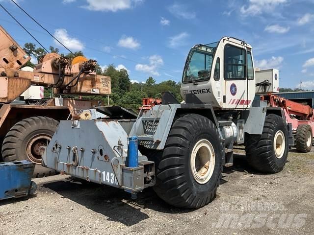 Terex RT335-1 Neapdoroto reljefo kranai