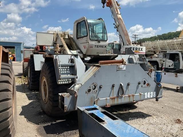 Terex RT335-1 Neapdoroto reljefo kranai