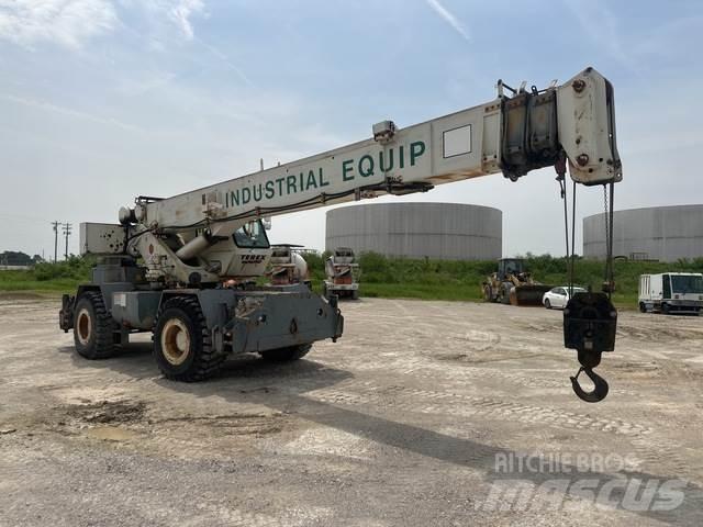 Terex TR230 Neapdoroto reljefo kranai